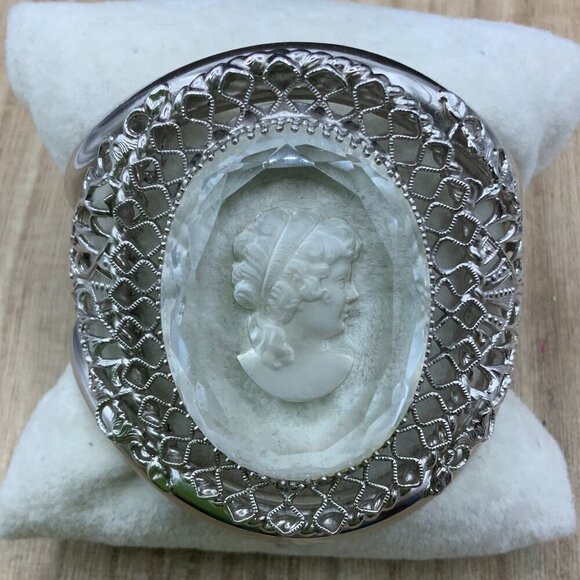 Whiting Davis Vintage 3D Intaglio Faceted Cameo Crystal Cuff
